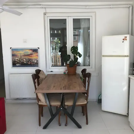Da Taksim Yakin Osmanbey E Yakin Стамбул
