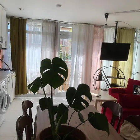 Da Taksim Yakin Osmanbey E Yakin Apartment *